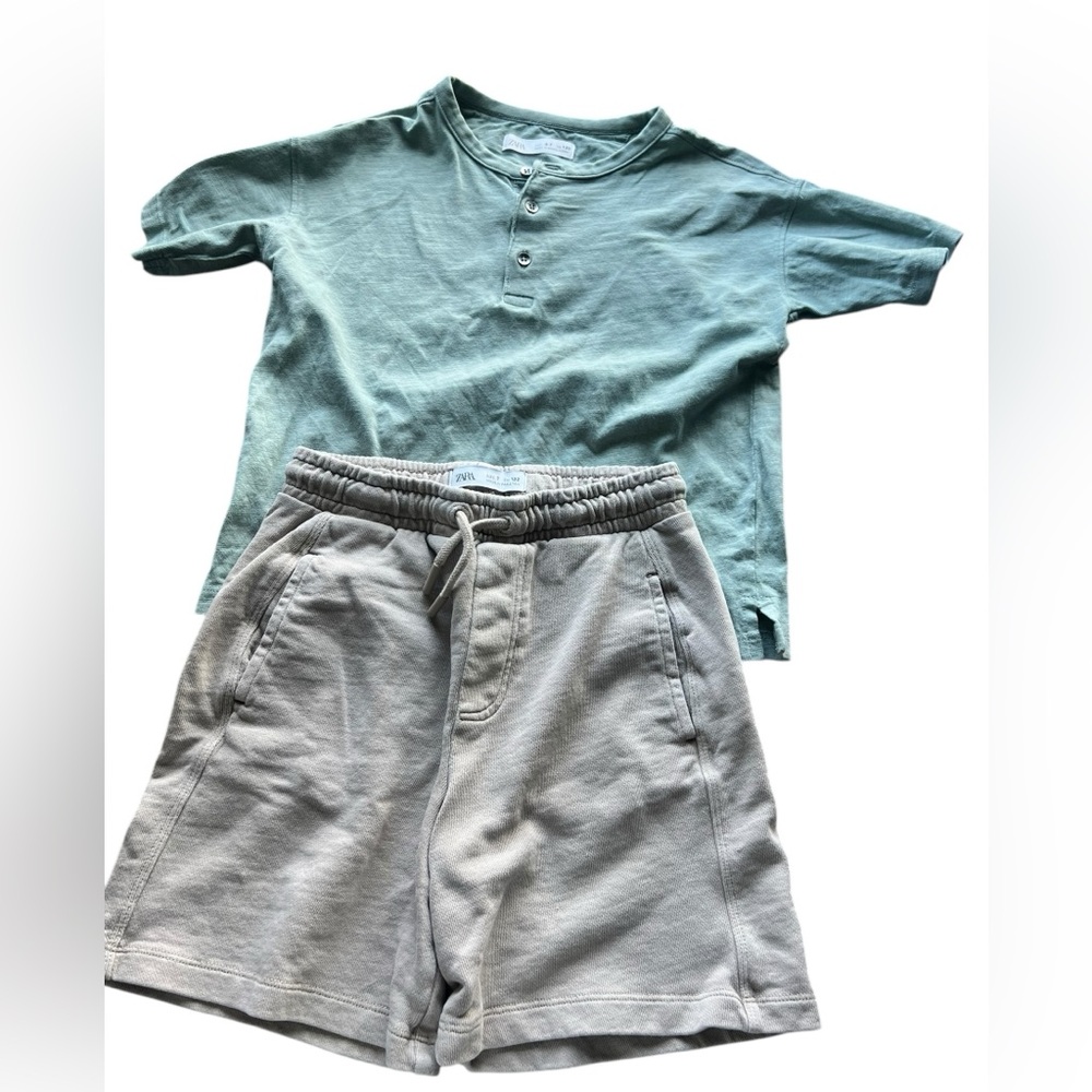 Zara Kids - Casual Green Henley Shirt and Neutral color Shorts Set